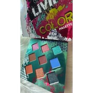 Hank & Henry Beauty Living in Color Eyeshadow Palette